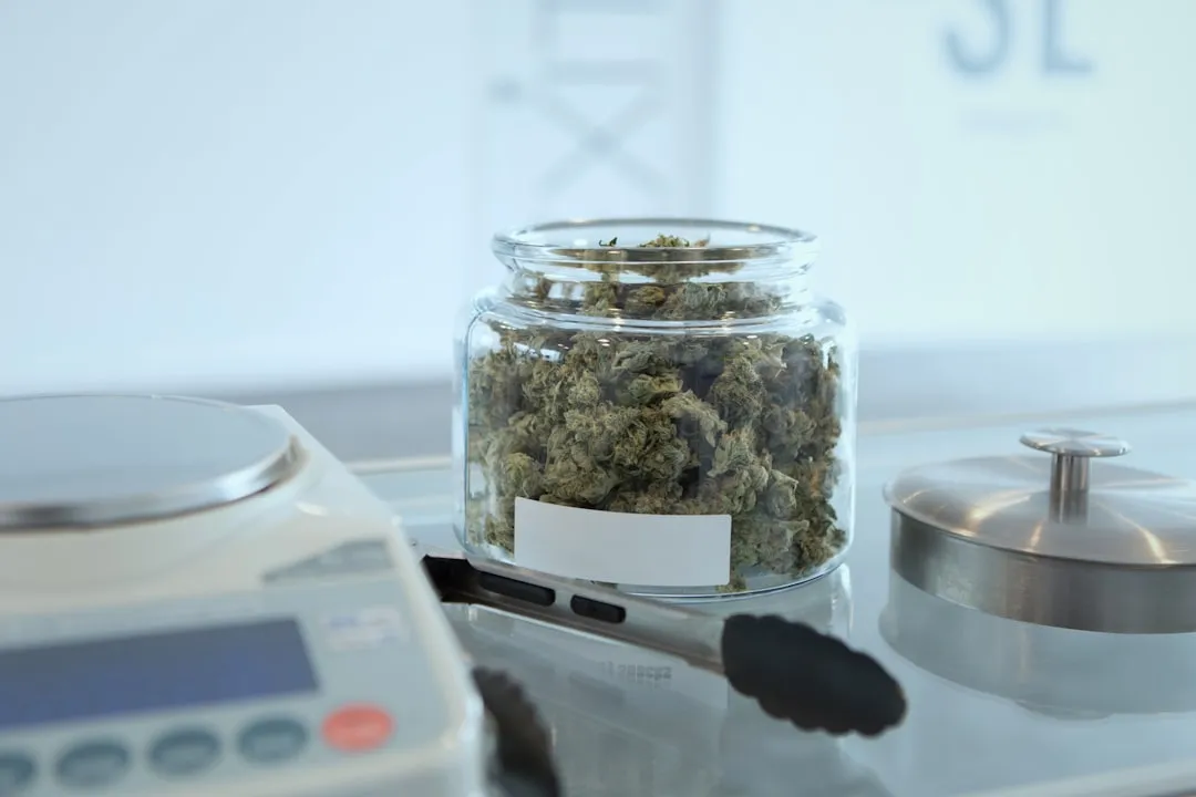 重庆邦达斯电机变频改造方案：型号参数与能效对比分析
